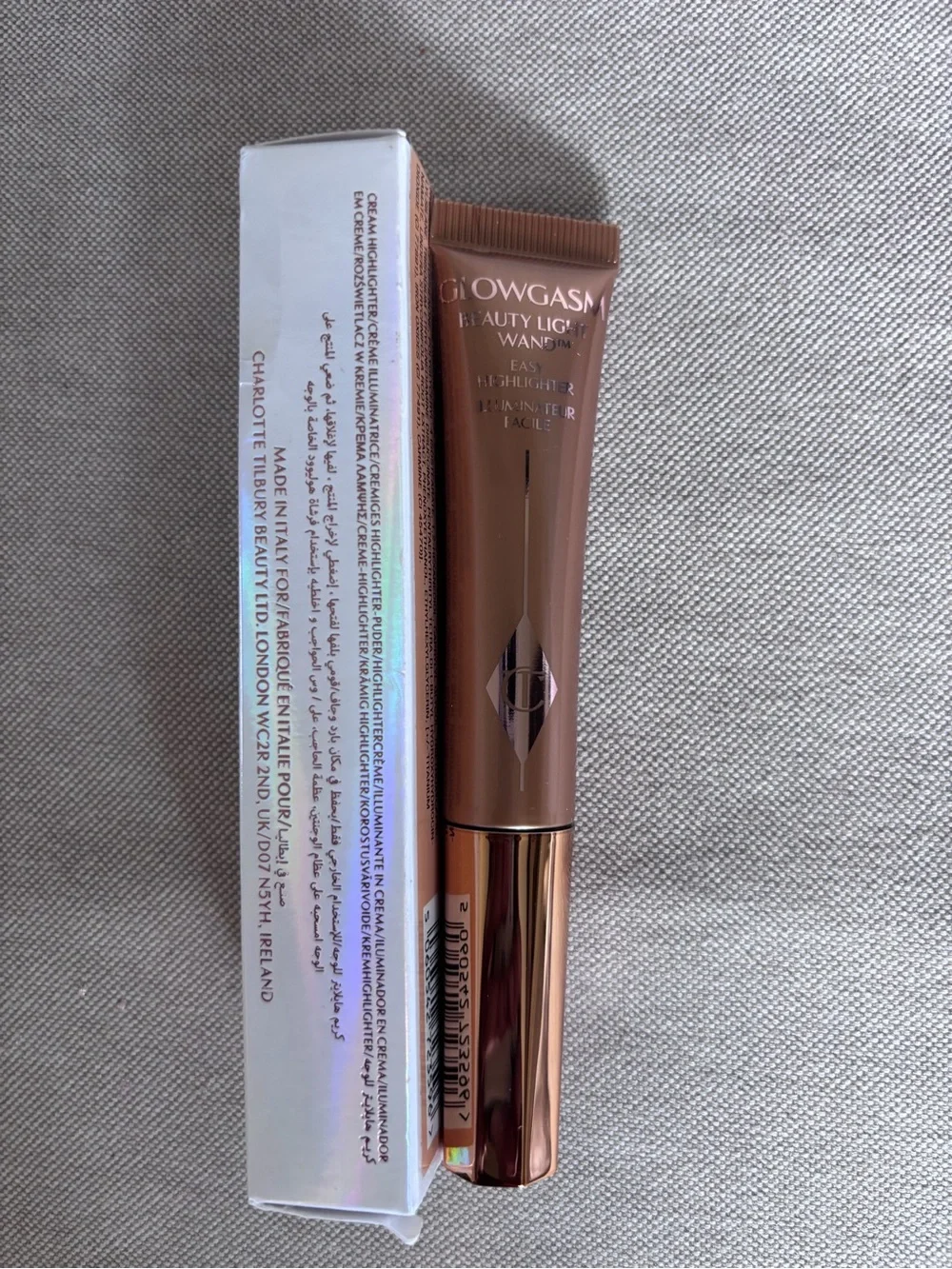 Charlotte Tilbury liquid highlighter