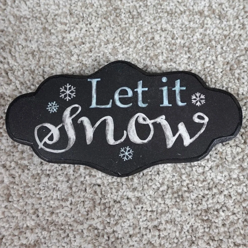 Creative Co-Op Let it Snow Chalkboard Style Wooden Wall Plaque Winter Decor