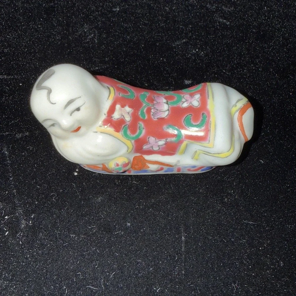 Vintage Chinese Figural Porcelain Opium Pillow Head Chopstick‎ Resting. 5443