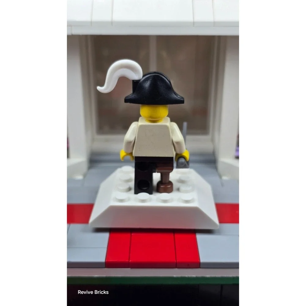 Lego discoloration hat