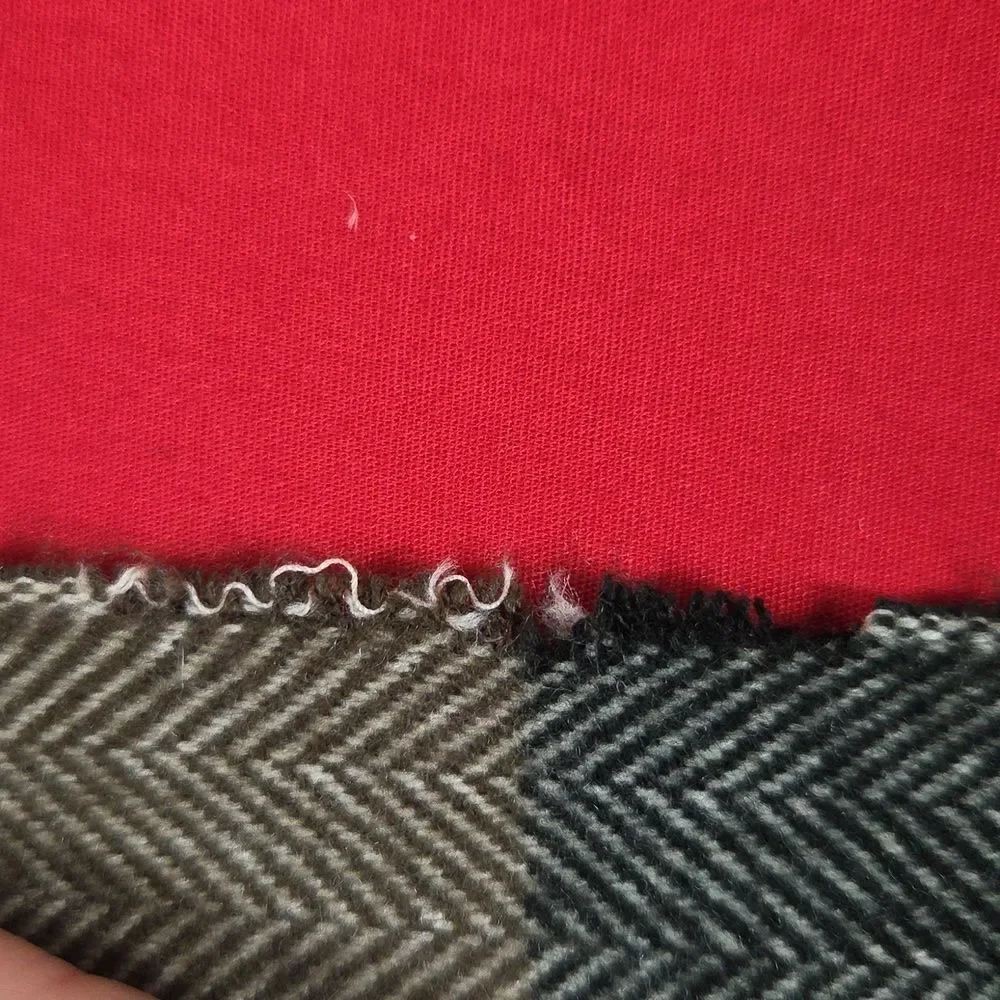CHRISTIAN DIOR VINTAGE Cashmaire‎ Scarf Red Green
