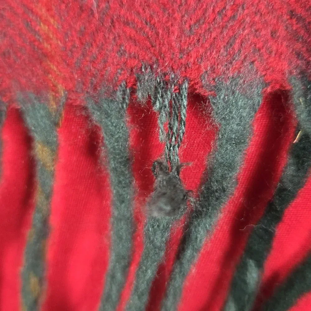CHRISTIAN DIOR VINTAGE Cashmaire‎ Scarf Red Green