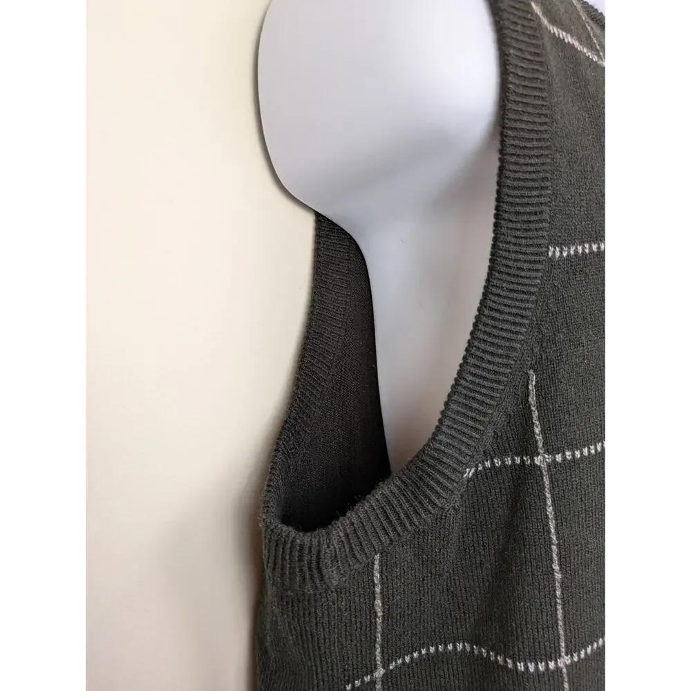 Geoffrey Beene details brand