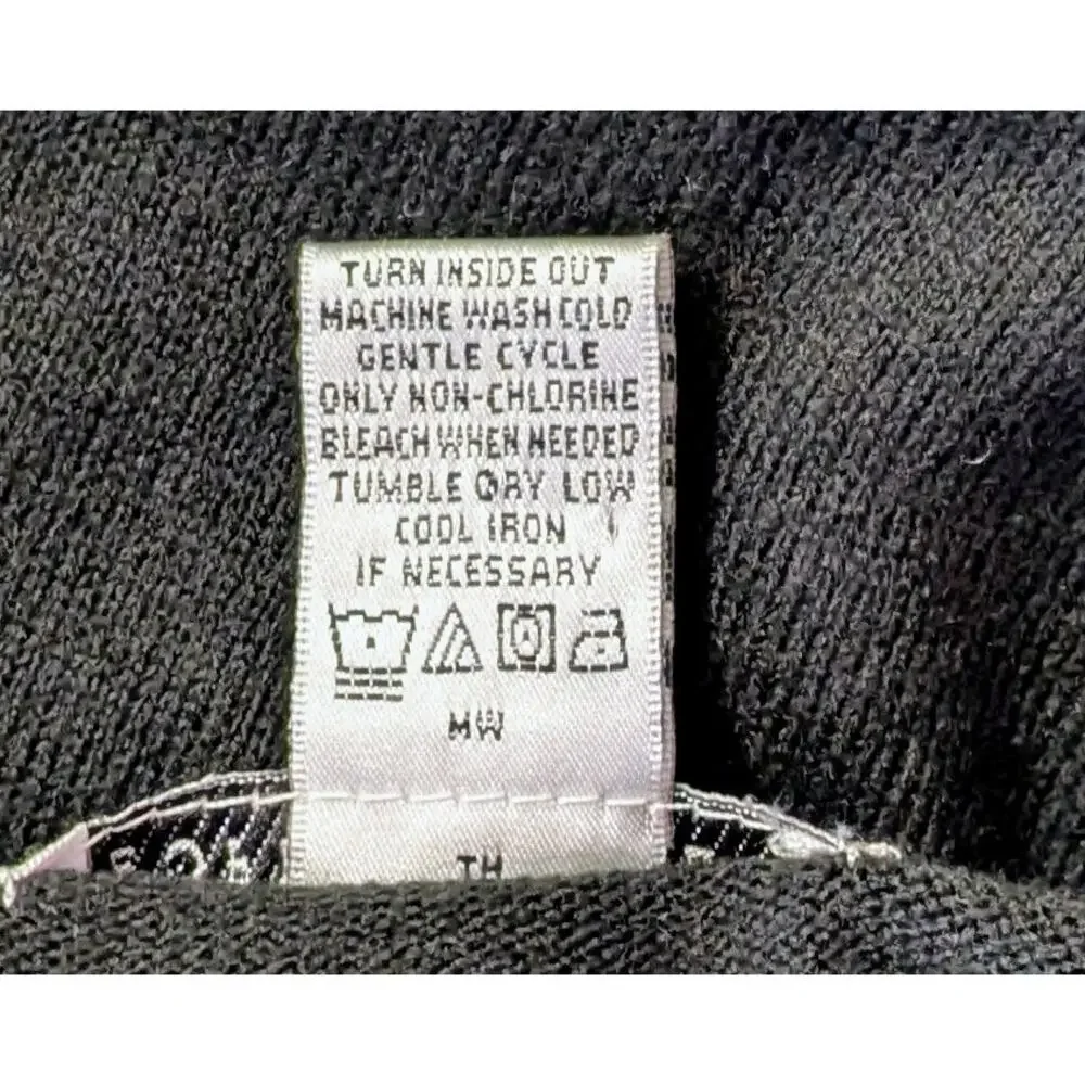 Geoffrey Beene details brand