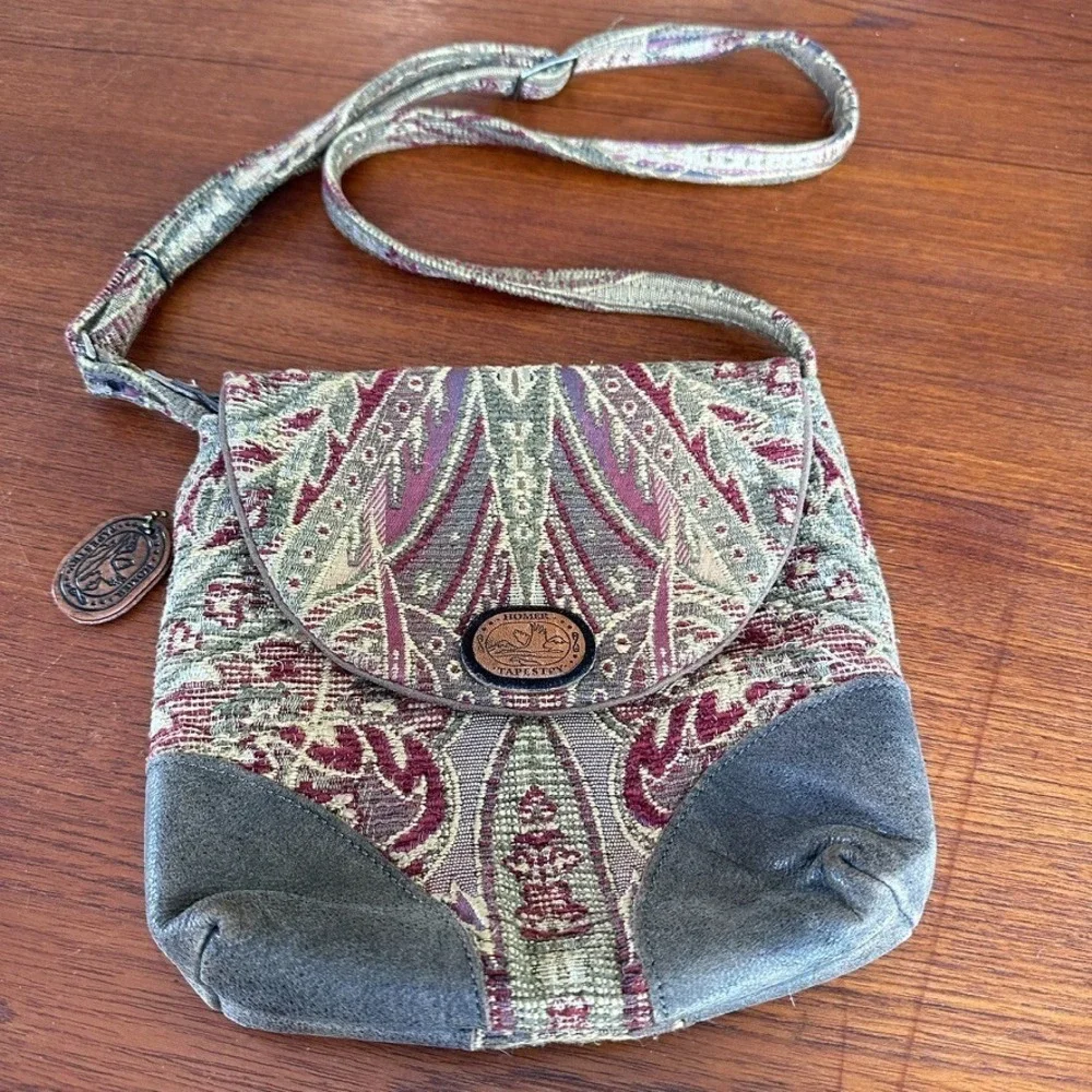 Alaskan Tapestry bag 8.5