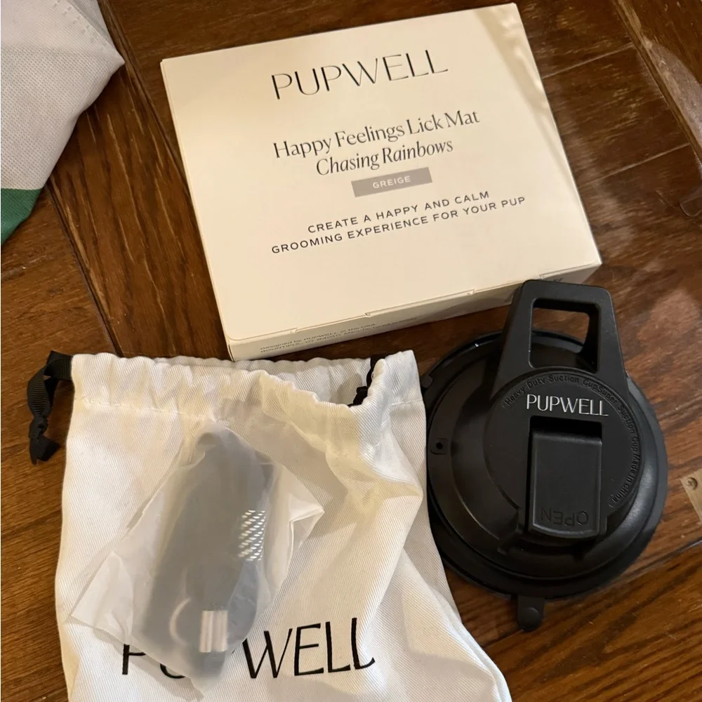 Pupwell Slow Feeder Silicone and Dog‎ Suction Cup
