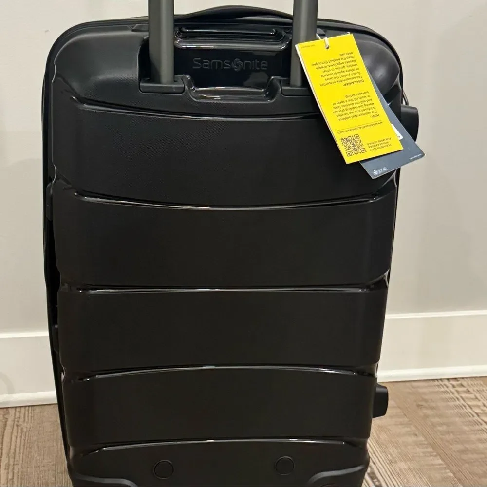 Samsonite lined airlines