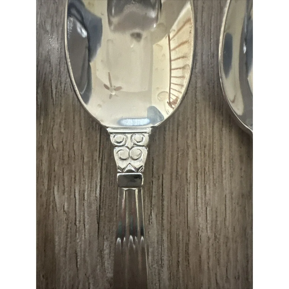 4 Towle‎ Stainless Steel 18/10 KING GUSTAV Teaspoons China