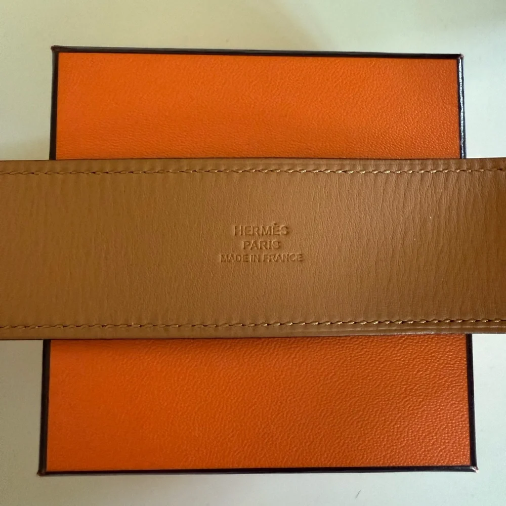 Hermes pictures scratches