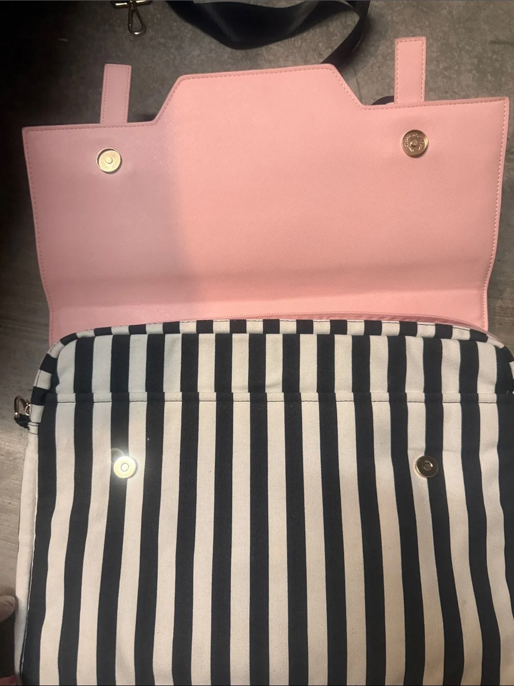 Matein madden pink