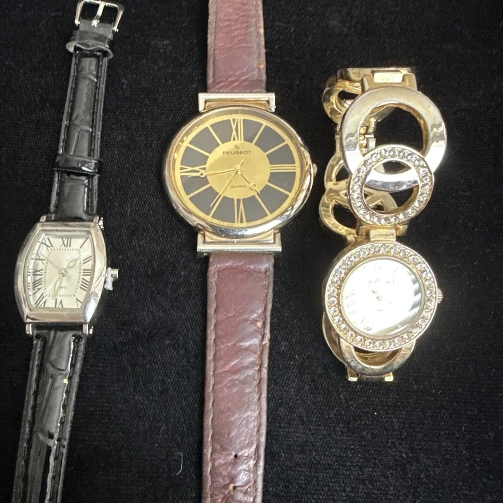 Watches LotPeUGOET Leather Used.‎ Black Vinyl New Quartz    Ellen Tracey 4210