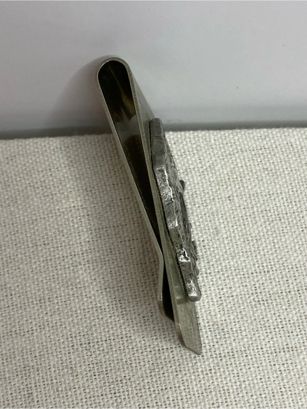 Unbranded striking vintage