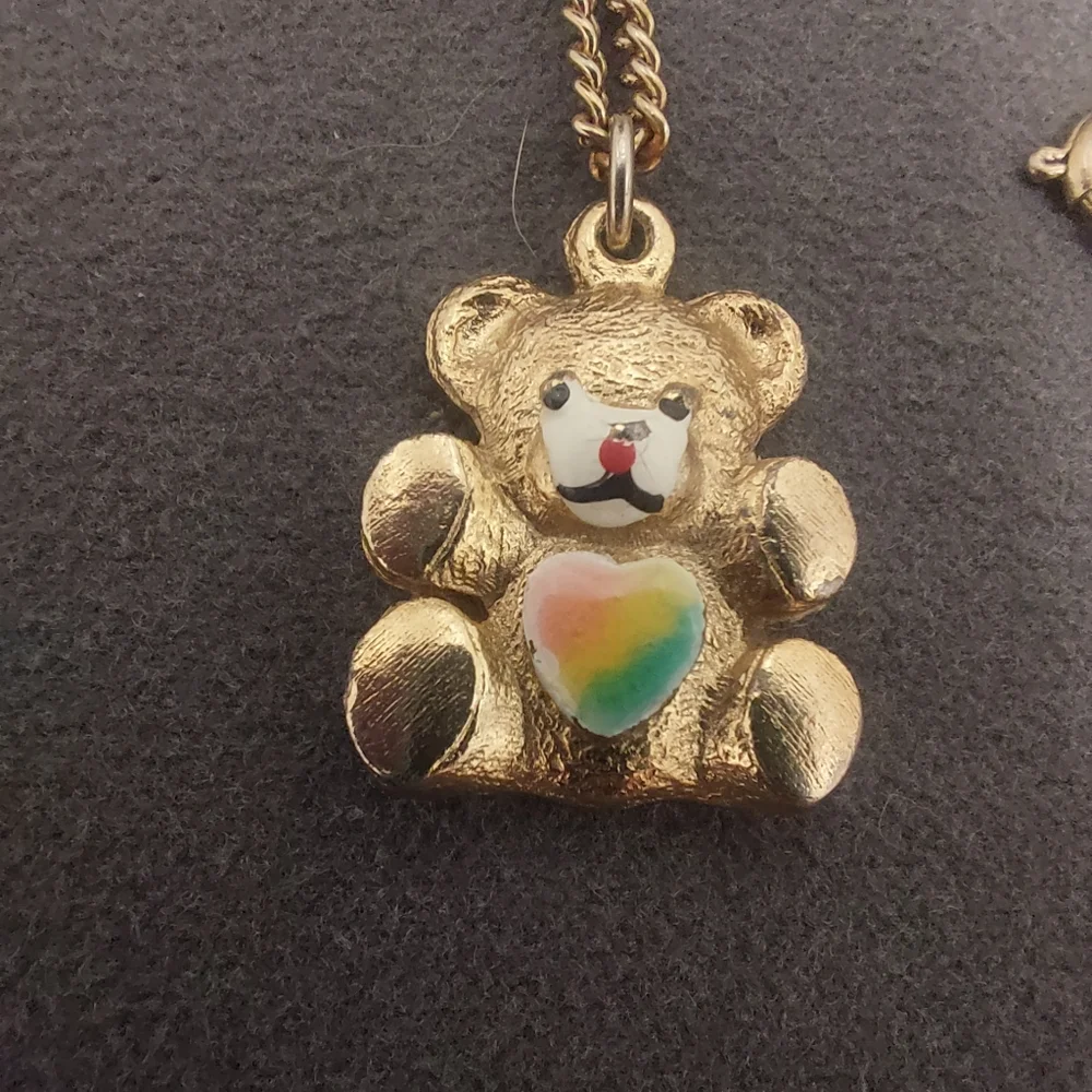 N/A costume jewelry