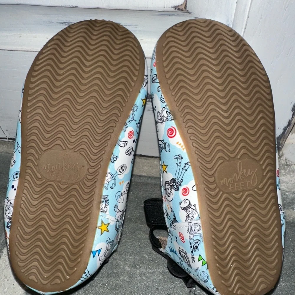 Monkey Feet never worn