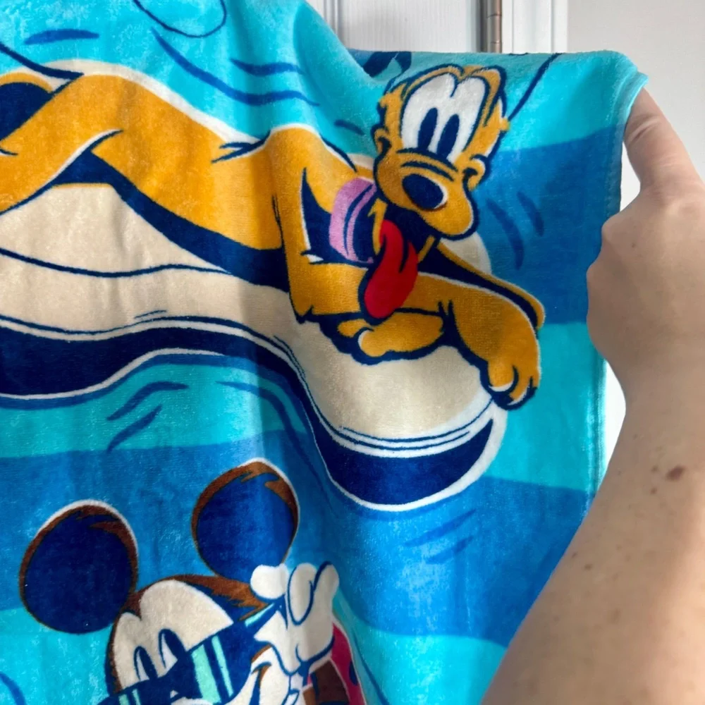 Disney nwt beach