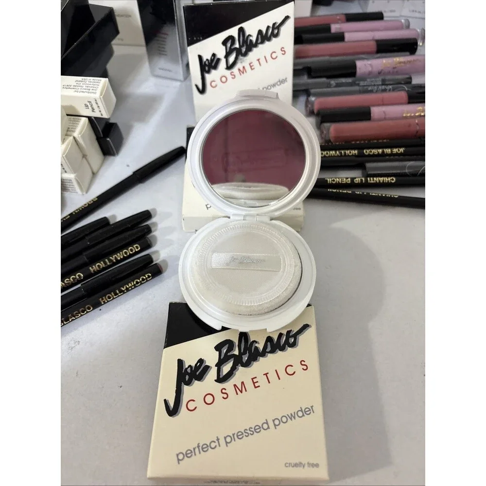 Joe Blasco Perfect Pressed Powder‎ - Perfect Pressed Powder Light Finish .635 oz