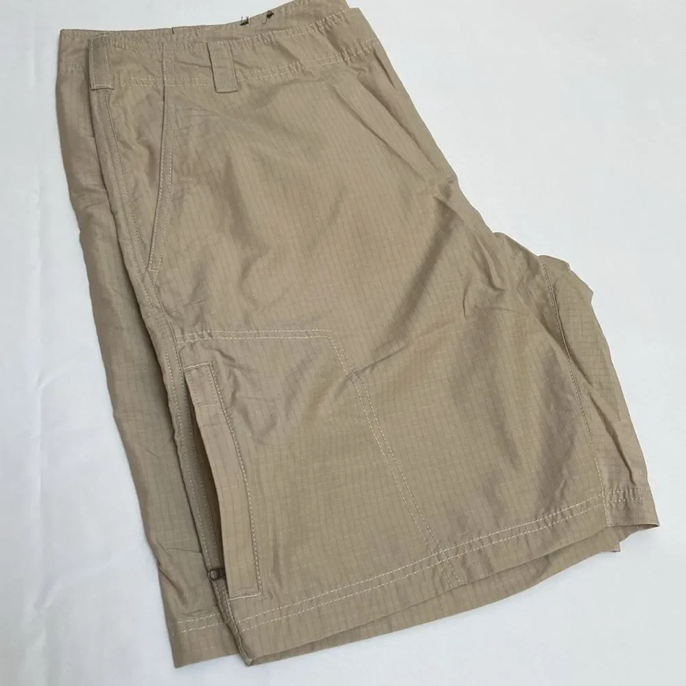 Columbia Tan Cargo Shorts Lightweight Casual Wear