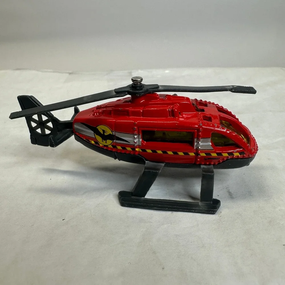 Matchbox‎ Red Rescue Helicopter Jurassic Park World Pterodactyl