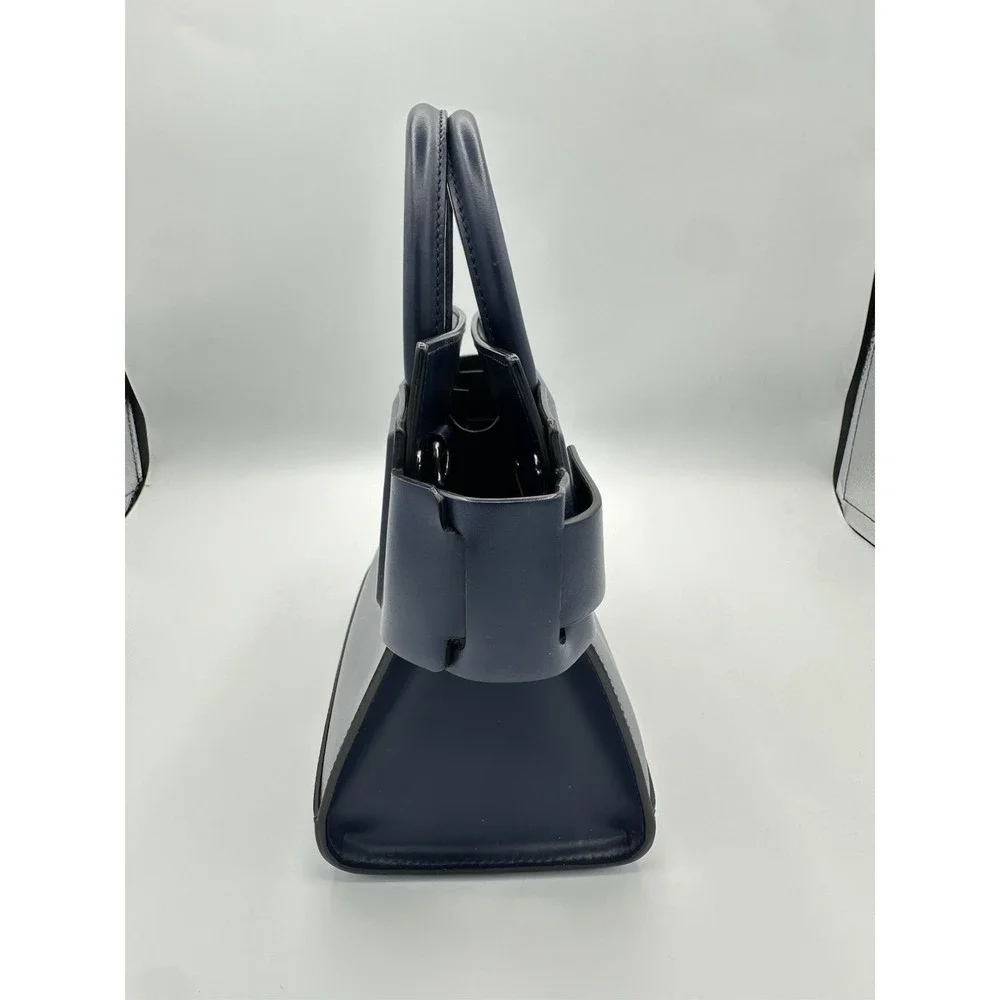 Givenchy nano horizon