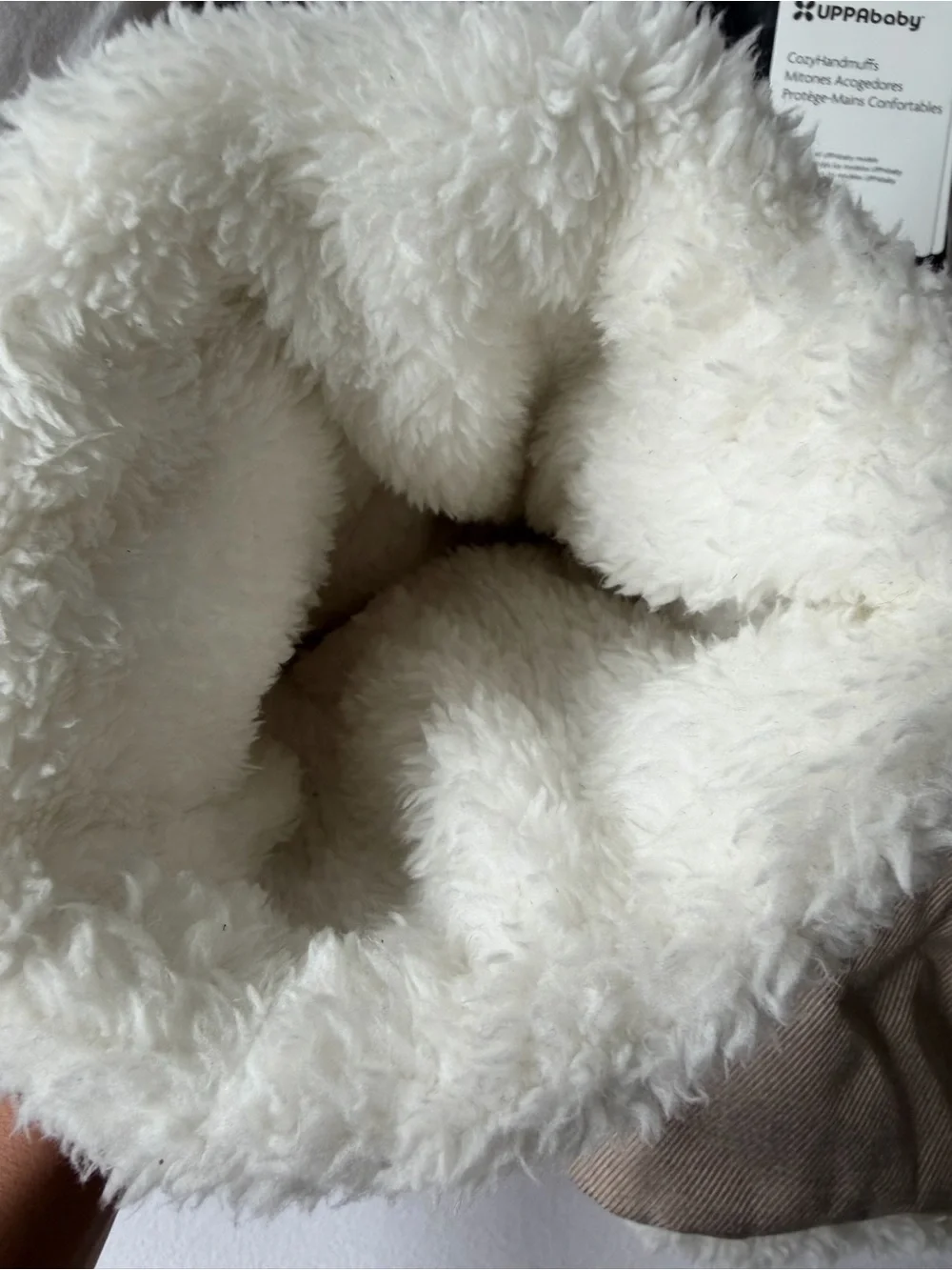 UPPAbaby cozy handmuffs
