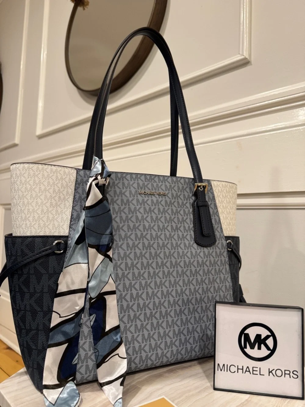 Michael Kors Bag Jet Set Signature Blue White Tote
