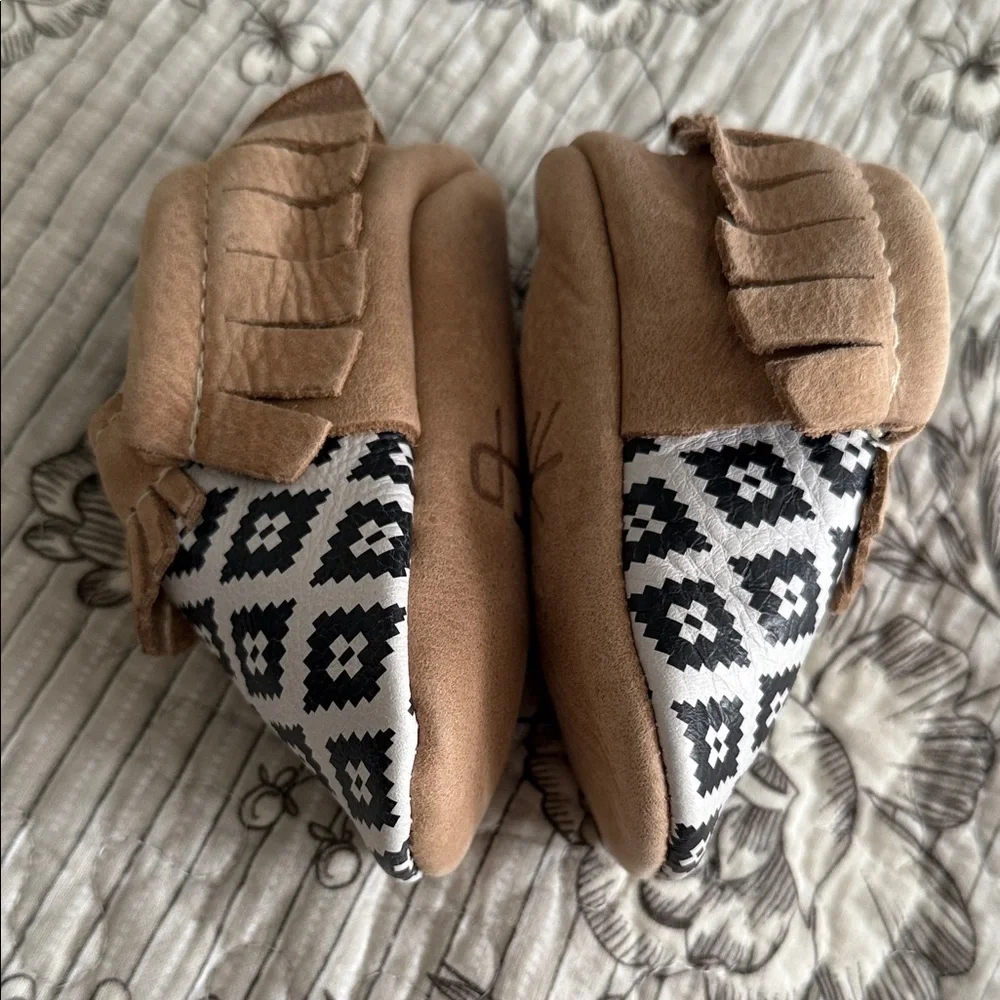 Freshly Picked charming moccasins