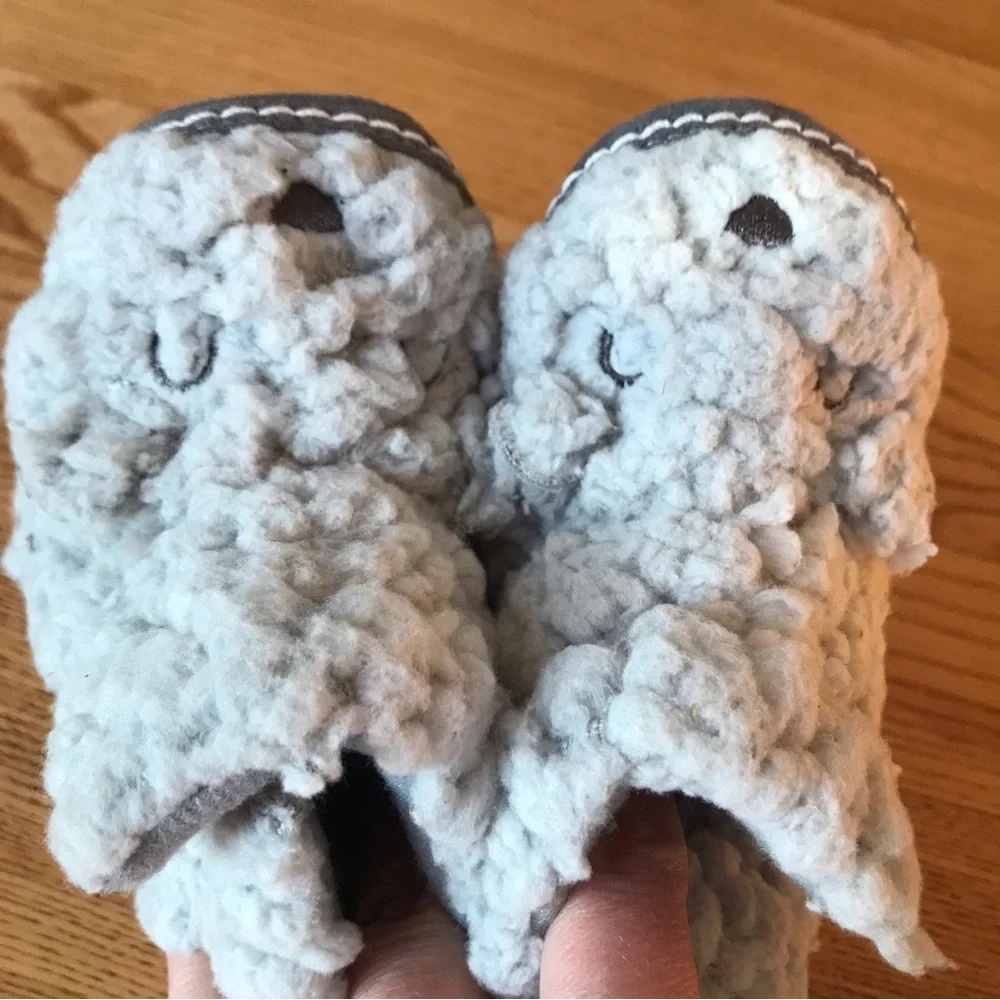 Source Unknown gray kid booties