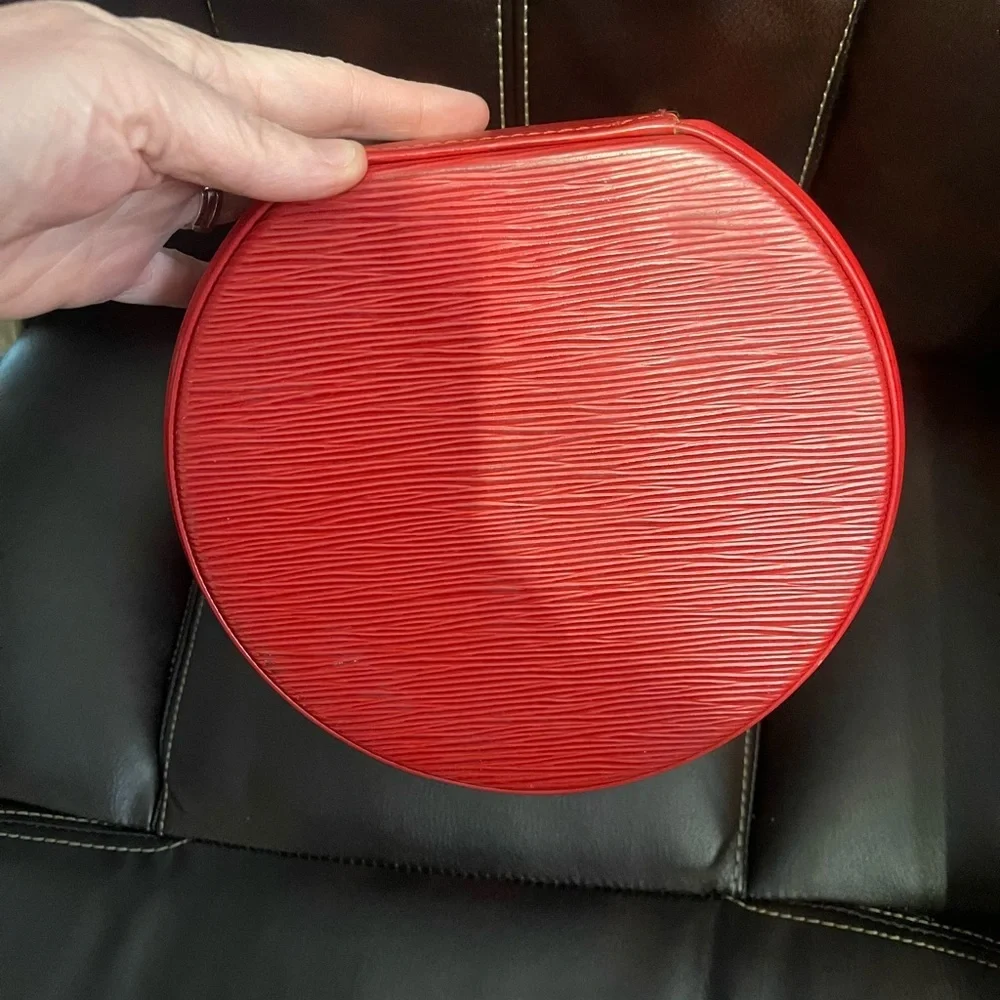 Louis Vuitton stylish vibrant