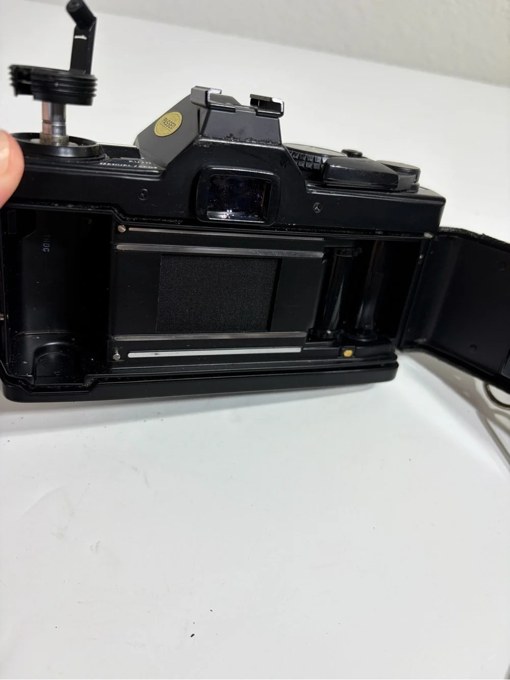 Vintage Olympus OM-2S Classic 35mm Film Camera w/ Zuiko 50mm 1:18 lens Tested