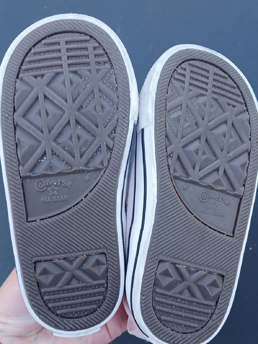 Converse upper canvas