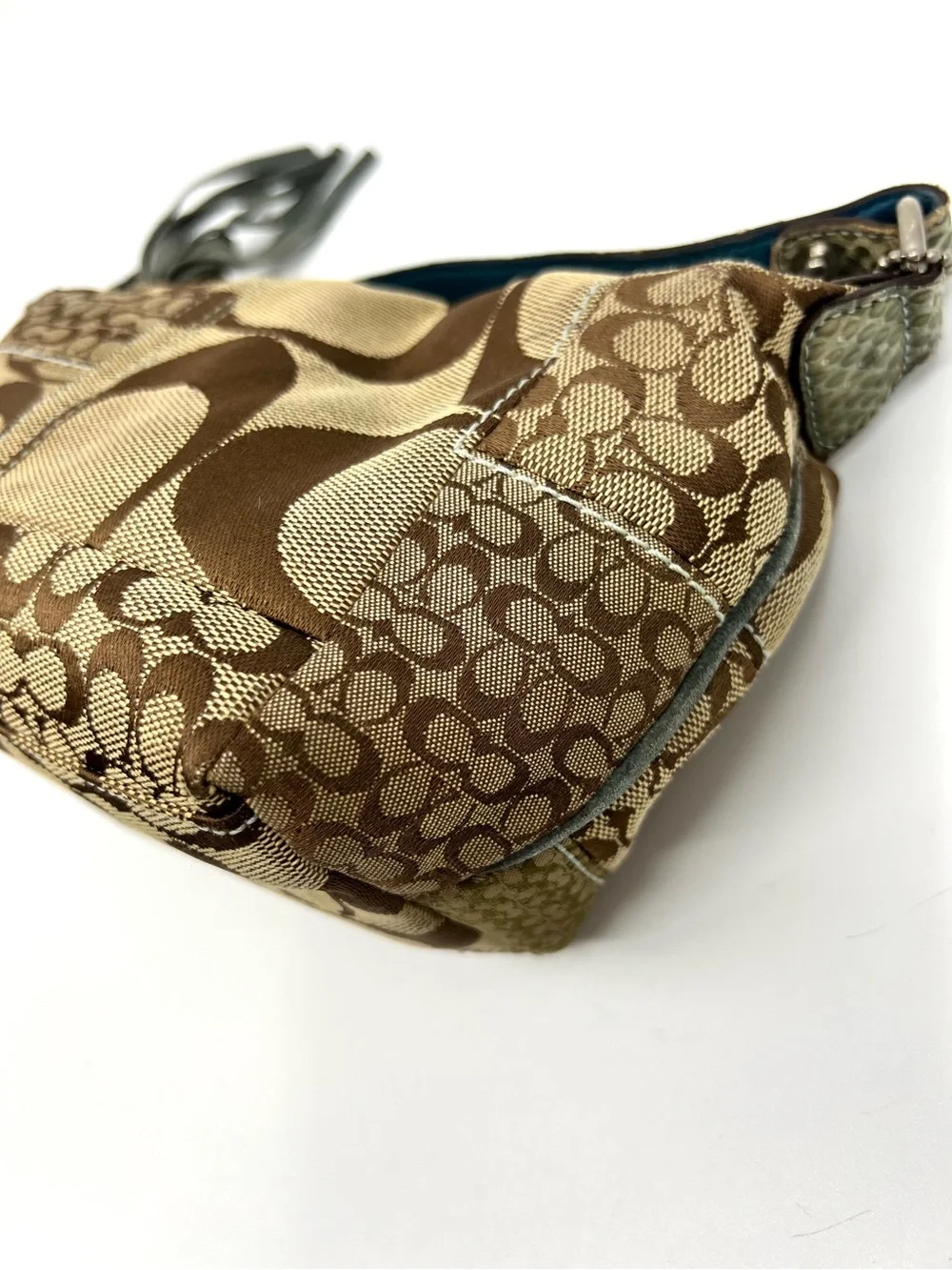 Coach Signature Vintage Y2K Patchwork Hobo Handbag Brown Tan Blue Trim Small