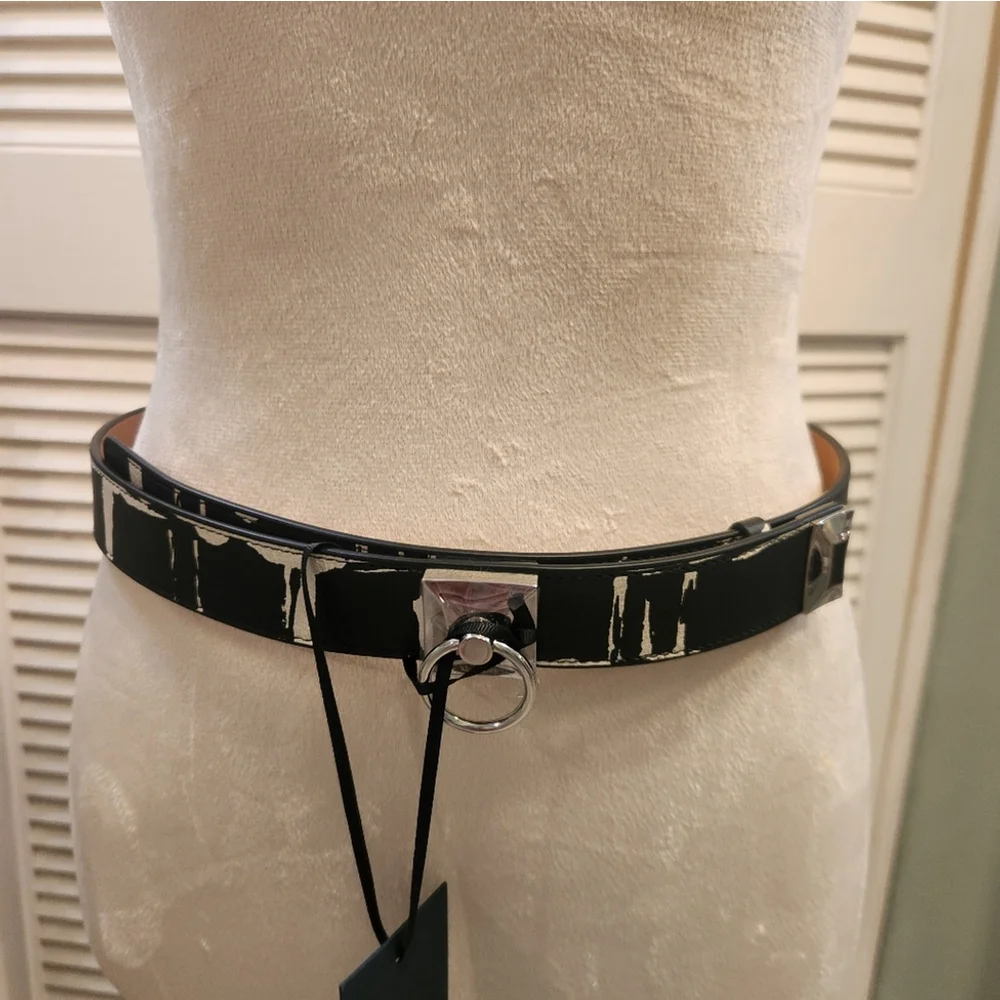 Mulberry out inches