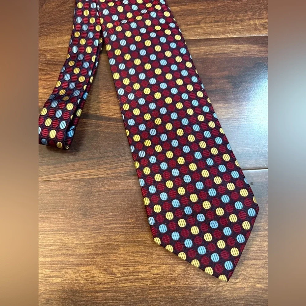 Jos. A. Bank stylish tie