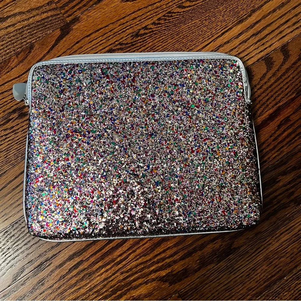 Nine West tablet items