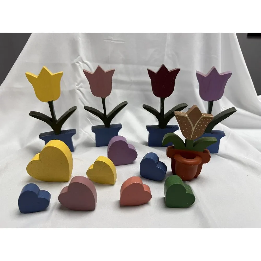 Lot of 13 Handmade Primitive‎ Farmhouse Design Wooden Tulips And Hearts Folk 80s