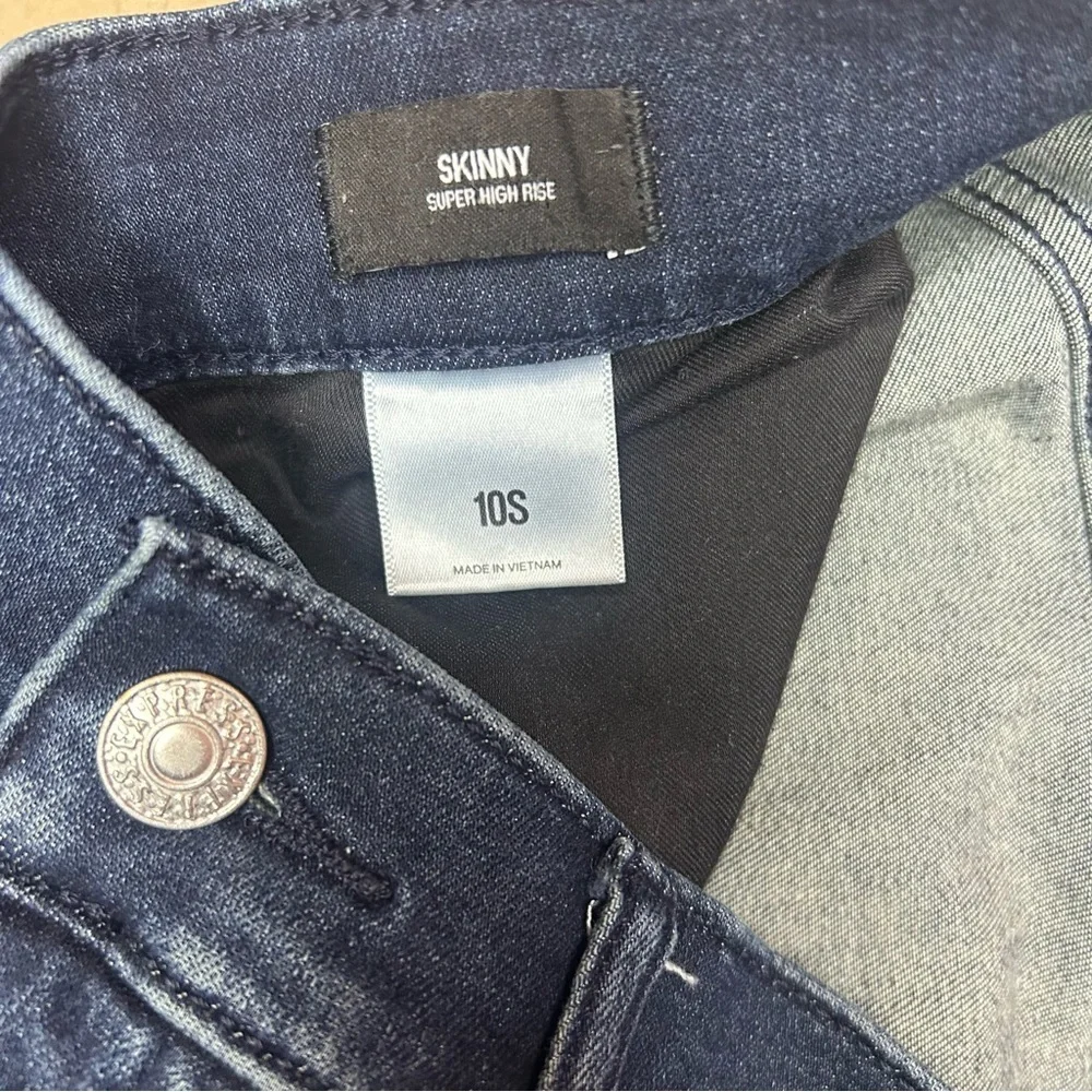 Express dark wash