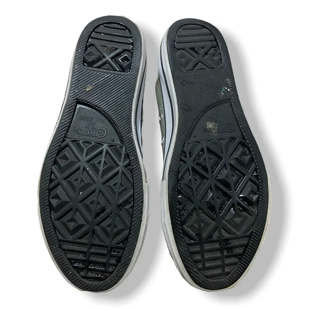 Converse girls sneakers