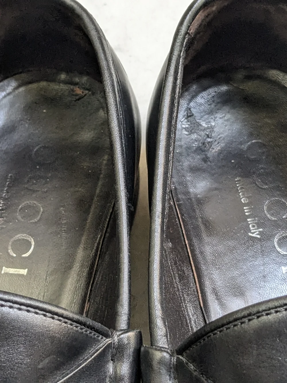 Gucci Men’s Black Leather Horsebit Loafers