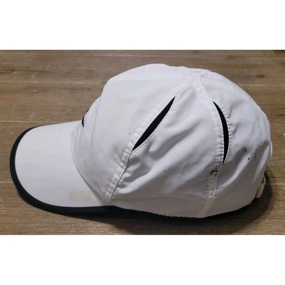 NIKE Youth White Featherlight Cap Unisex DRI-FIT Tennis Run Golf  Yoga Hat