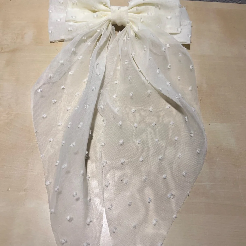 N/A chic white