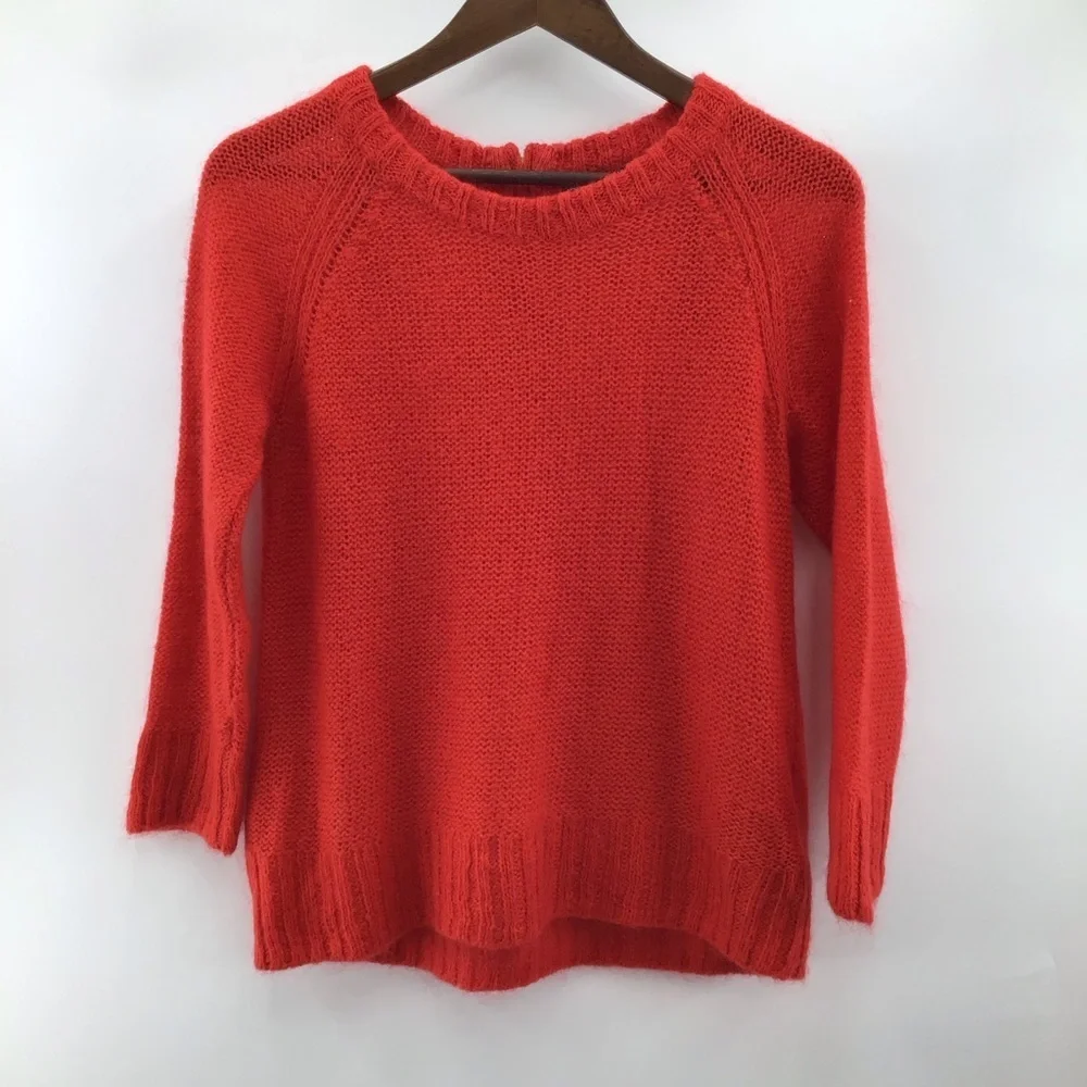 H&M bright red