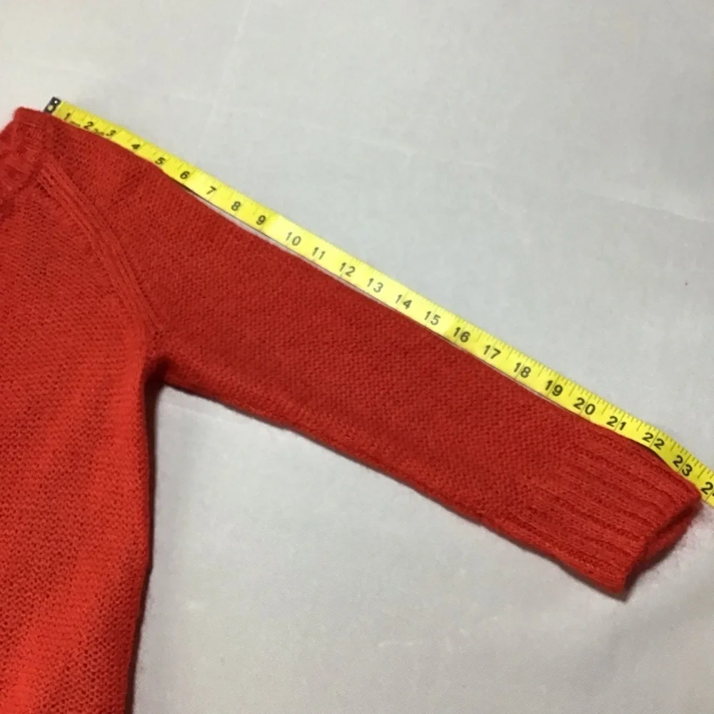 H&M bright red