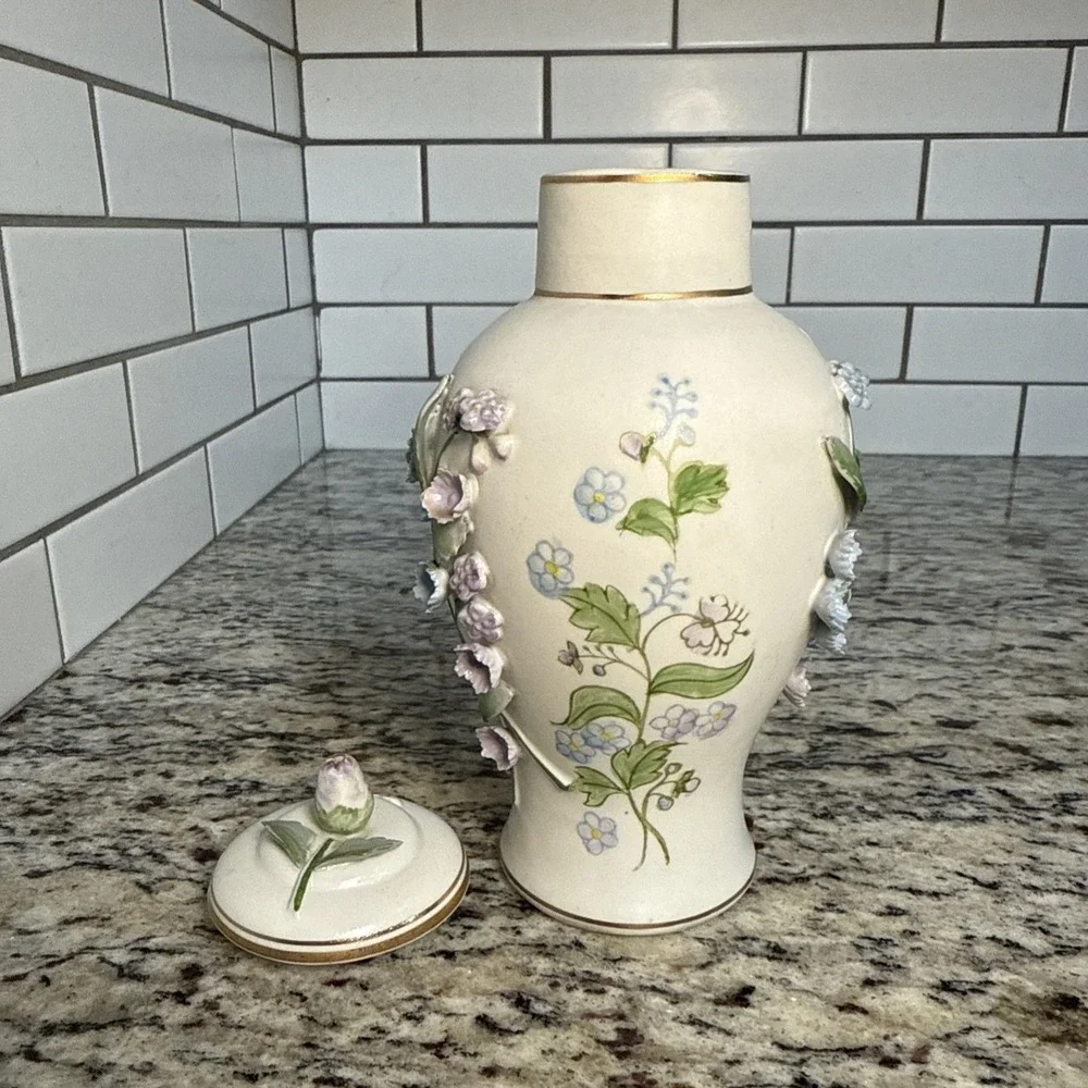 Ardalt Lenwile Butterfly Floral 3 Dimensional  Vase‎ Hand Painted Japan 6/90
