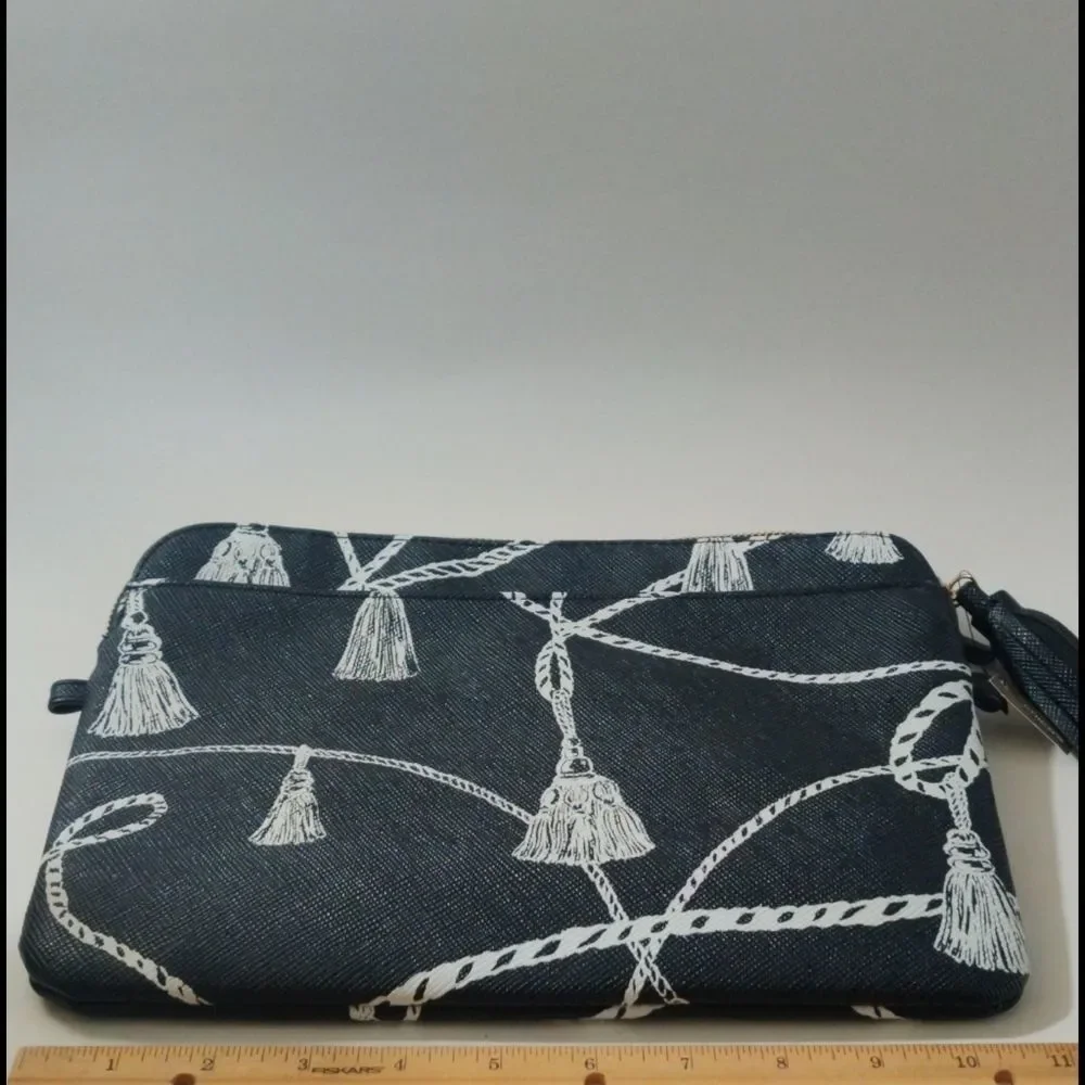 Chico Printed Tassel Tech‎ Case