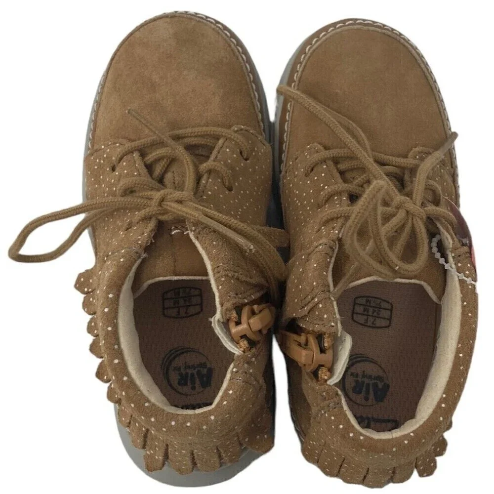 Clarks size any box