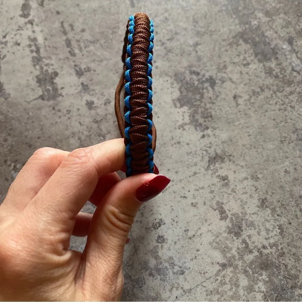 Handmade paracord bracelet