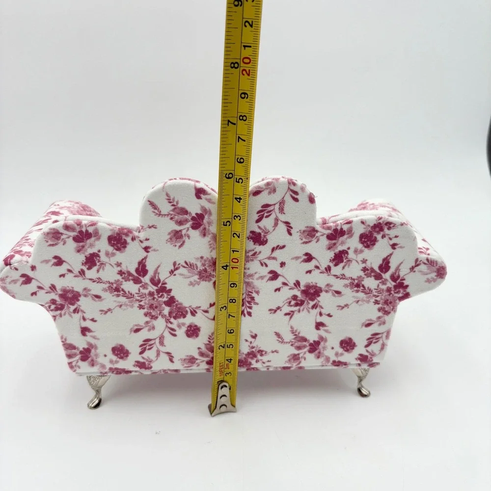 The Unbranded Brand adorable miniature