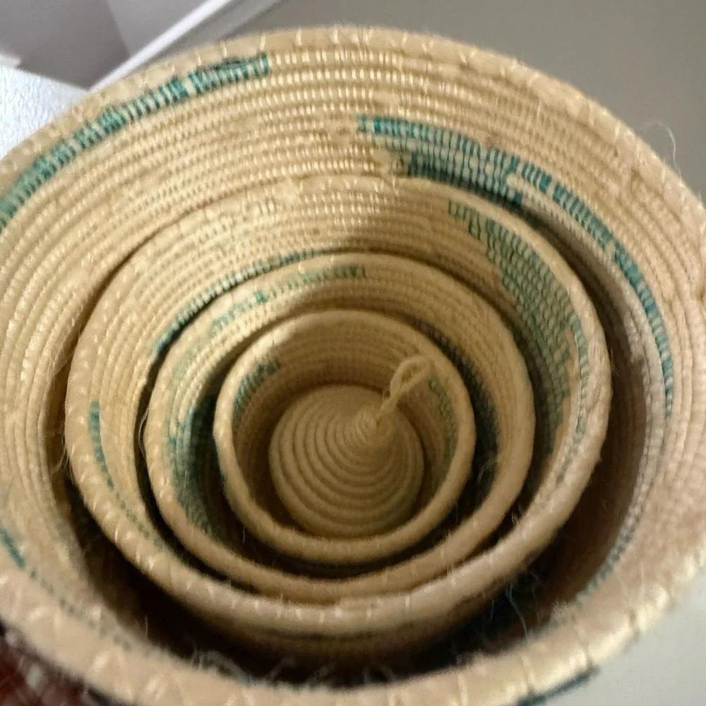 Rare Rwandan Handmade Nesting Baskets with Lids 2.5”-9.5” set of 5