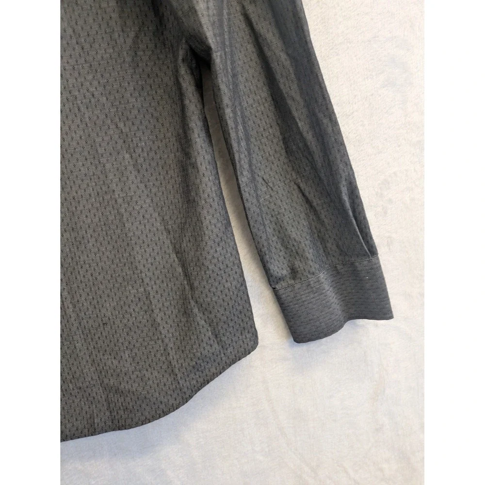 Banana Republic resistant department style