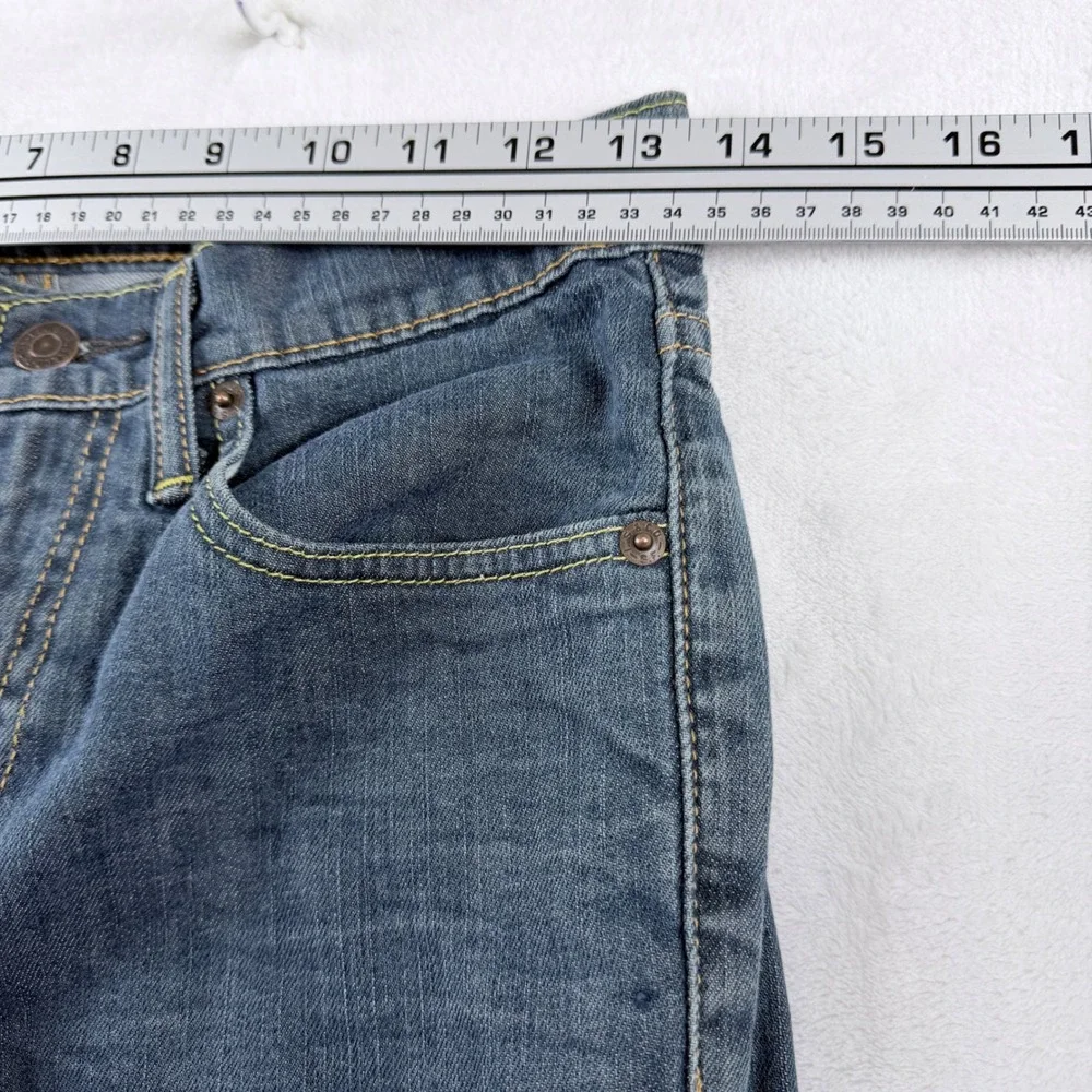 Levi's excellent or classic